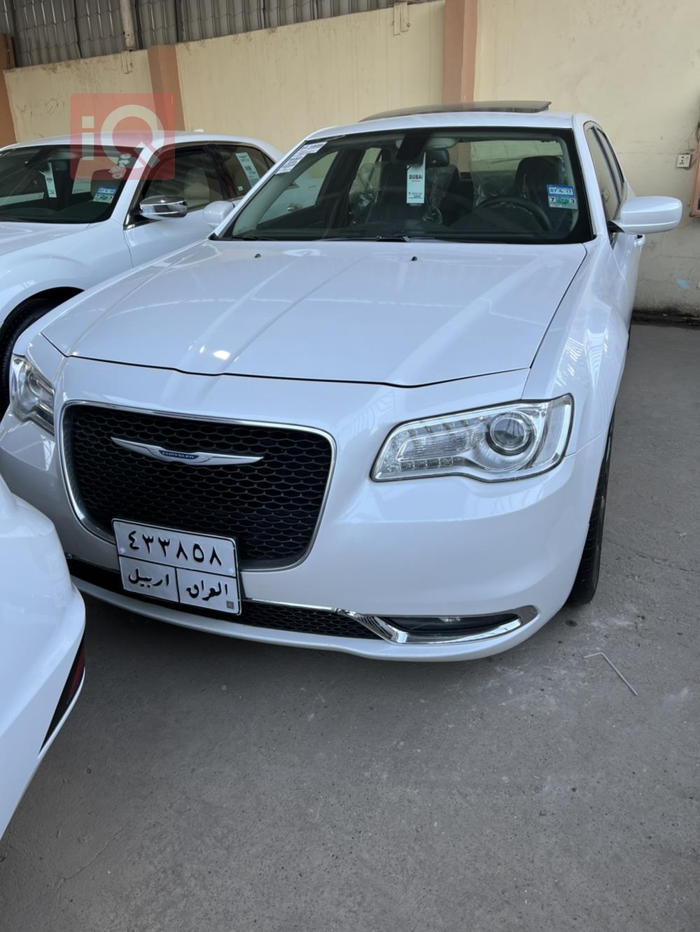 كرايسلر 300